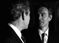 Tony Blair and George W. Bush | Nick Danziger<br />
UK, Contact Press | World Press Photo 2004 Winner